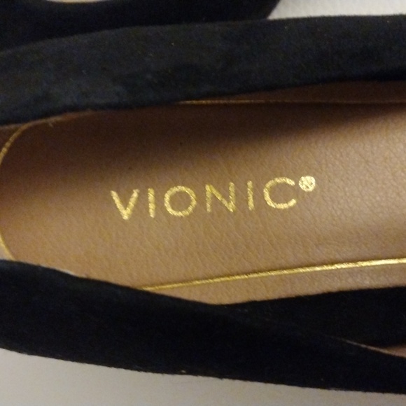 Vionic Black Josie Kitten Heels Size 8.5 - Picture 8 of 8